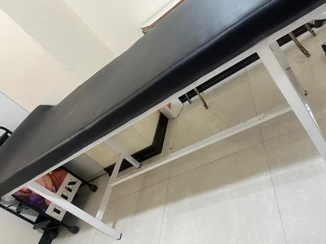 تخت فیشیال تزریقات اپیلاسیون و....|آرایشی، بهداشتی، درمانی|شاهینشهر, فردوسی|دیوار