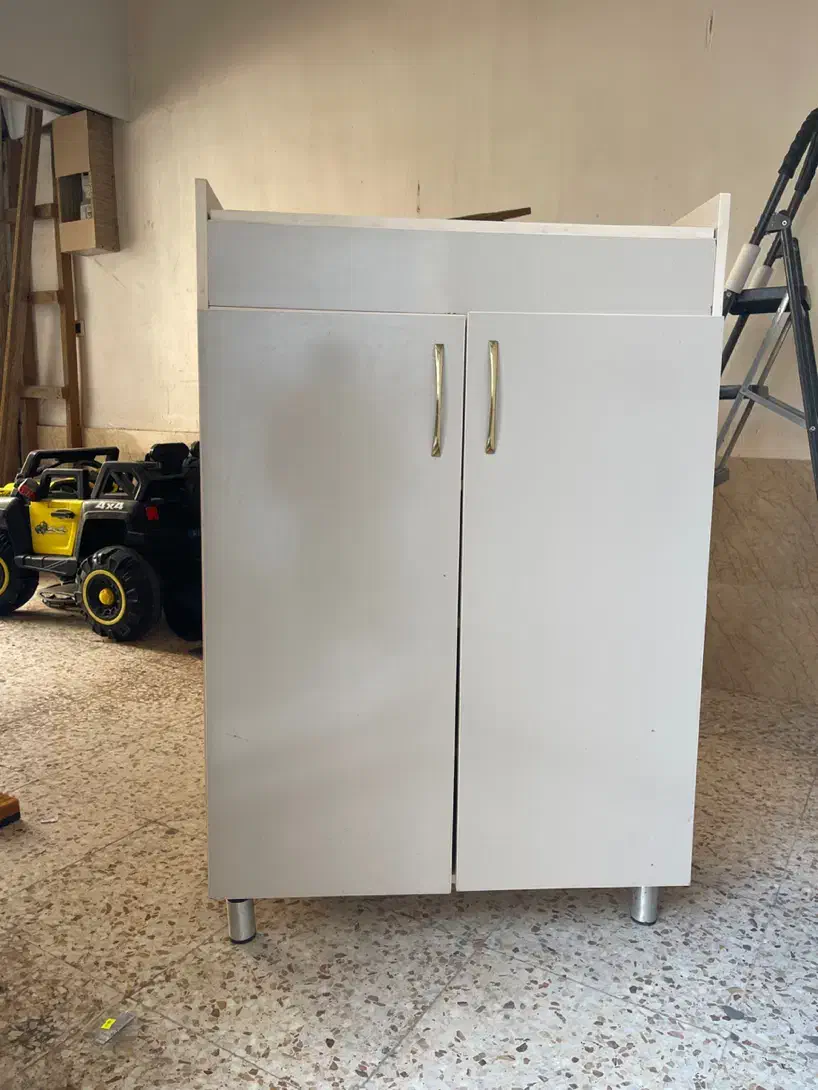 جاکفشی|جاکفشی، کمد، دراور|رشت, دروازه لاکان|دیوار