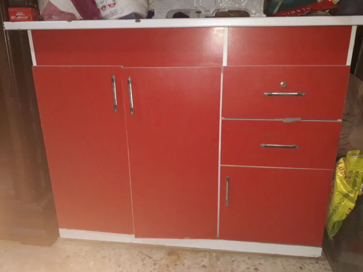 میز|میز و صندلی غذاخوری|میاندوآب, |دیوار