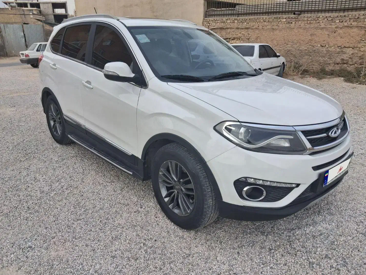 تیگو ۵ مدل ۱۳۹۶ بدون رنگ و تمیز . اکسلنت|خودرو سواری و وانت|اصفهان, عاشقآباد|دیوار