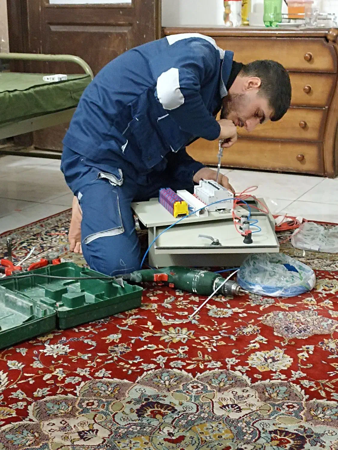 برقکار ساختمان و صنعتی|خدمات پیشه و مهارت|تهران, کیانشهر|دیوار