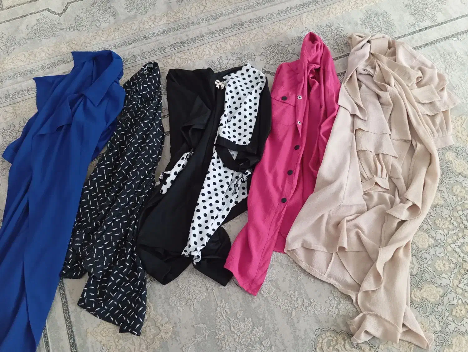 مانتو تابستونی|لباس|شهریار, کهنز|دیوار