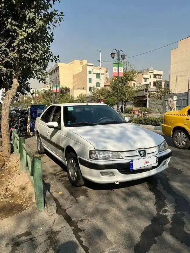 پارس ۱۴۰۰ سفید بی رنگ|خودرو سواری و وانت|تهران, دروازه شمیران|دیوار