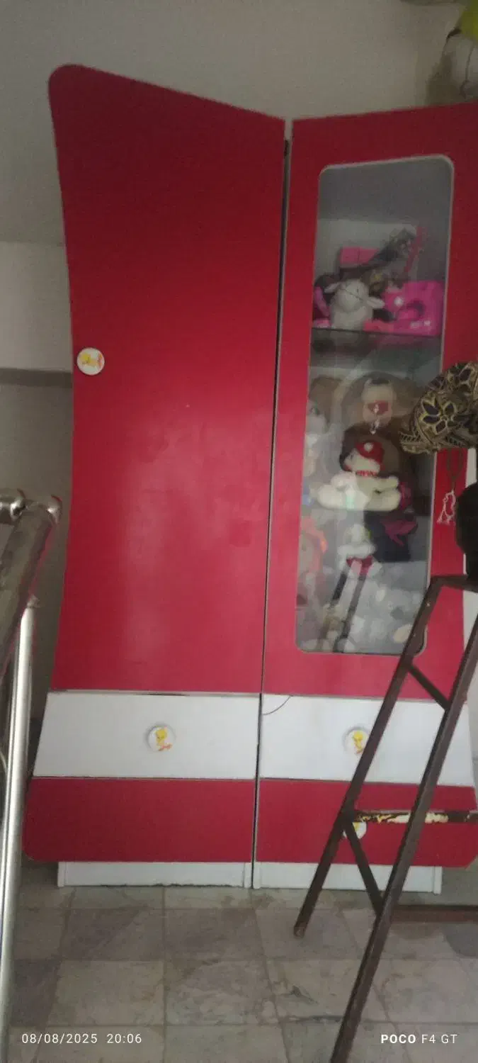 تخت وکمدکدوک|تخت و سرویس خواب|کرمانشاه, |دیوار