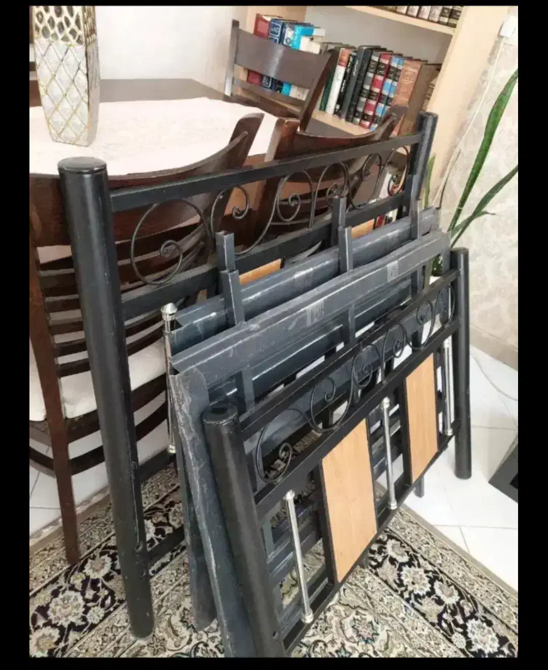 تخت|تخت و سرویس خواب|داراب, |دیوار