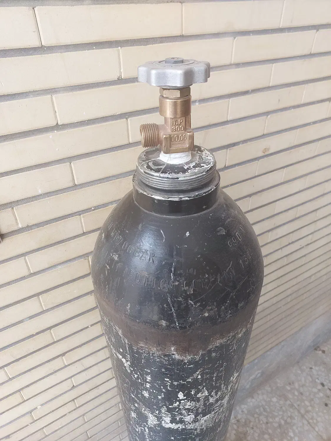 فروش کپسول اکسیژن چهل کیلویی آلمینیومی ایتالیایی|پزشکی|شهرکرد, |دیوار