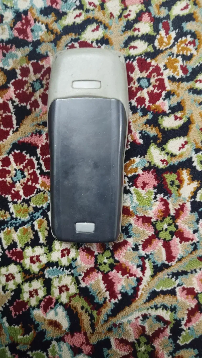 نوکیا 11 00 عتیغه|موبایل|کرمان, |دیوار