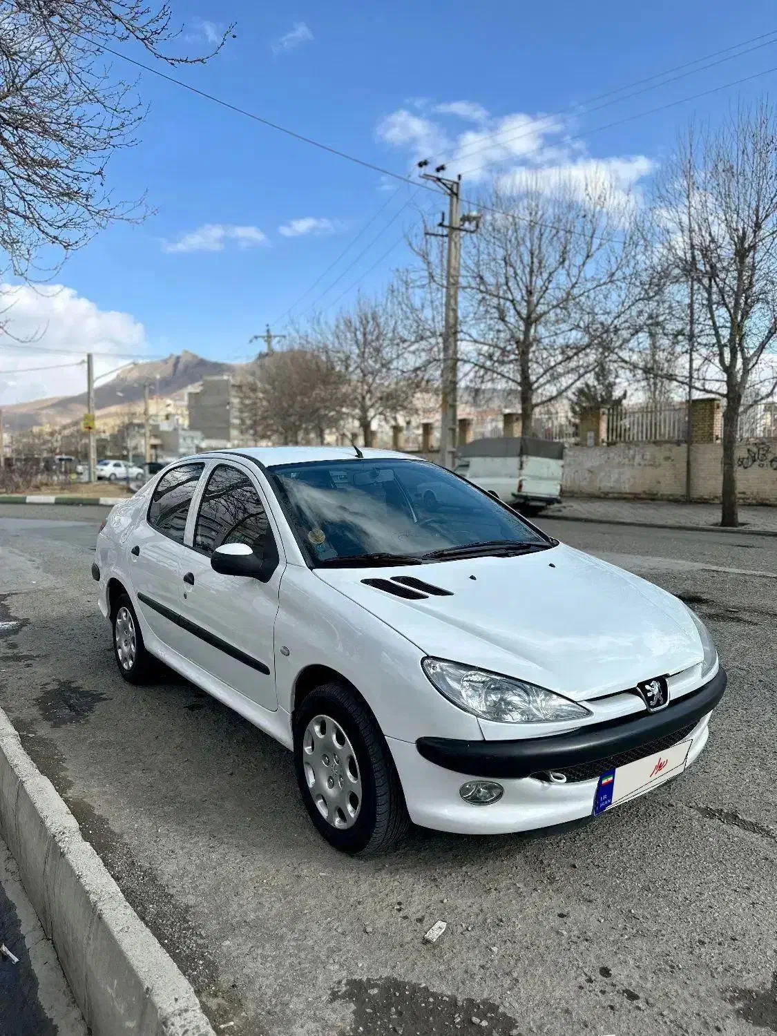 ۲۰۶ وی۸|خودرو سواری و وانت|مهاباد (آذربایجان غربی), |دیوار