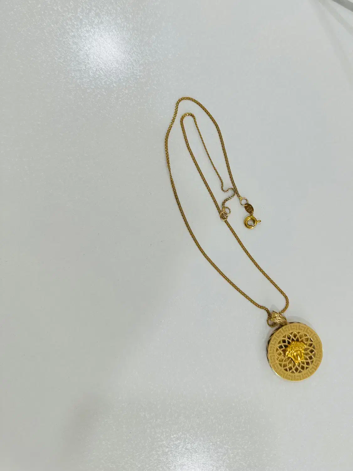 فروش زنجیر و پلاک ورساچ|جواهرات|یاسوج, |دیوار