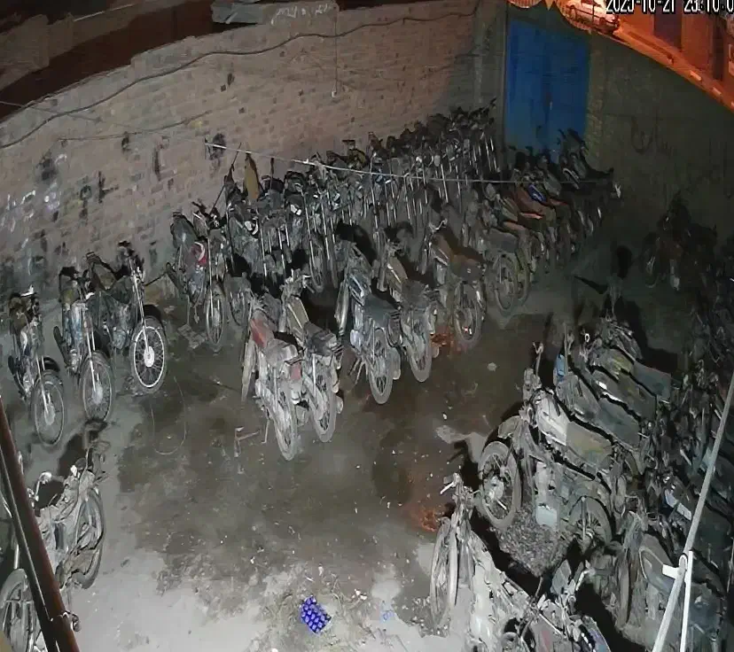 موتورسیکلت هوندا 125 مزایده ای (پارکینگی)|موتورسیکلت|کرمان, |دیوار