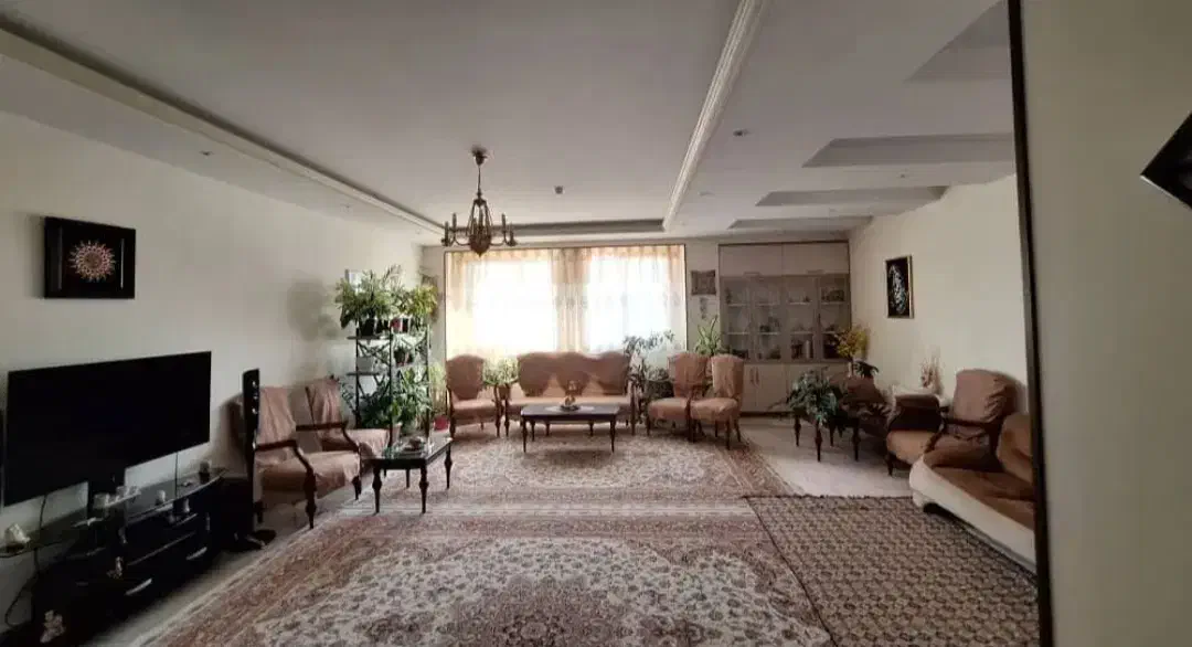 ۱۰۰متر واریانشهر رزکان نو ((خوش نقشه روبه نما ))|اجارهٔ آپارتمان|کرج, شهرک بنفشه|دیوار