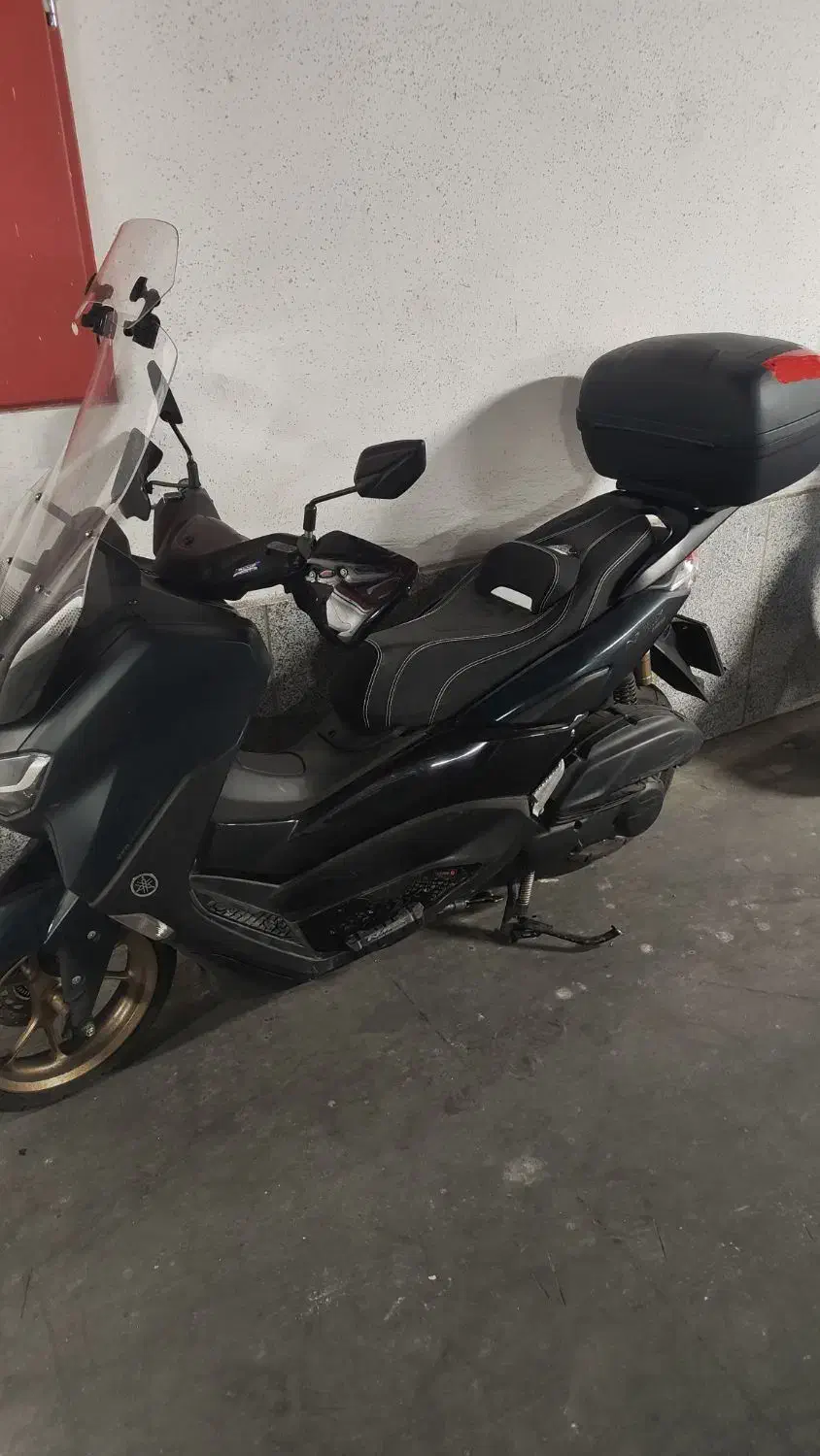 Yamaha N-Max 1402 سوئیچ|موتورسیکلت|تهران, فردوس|دیوار