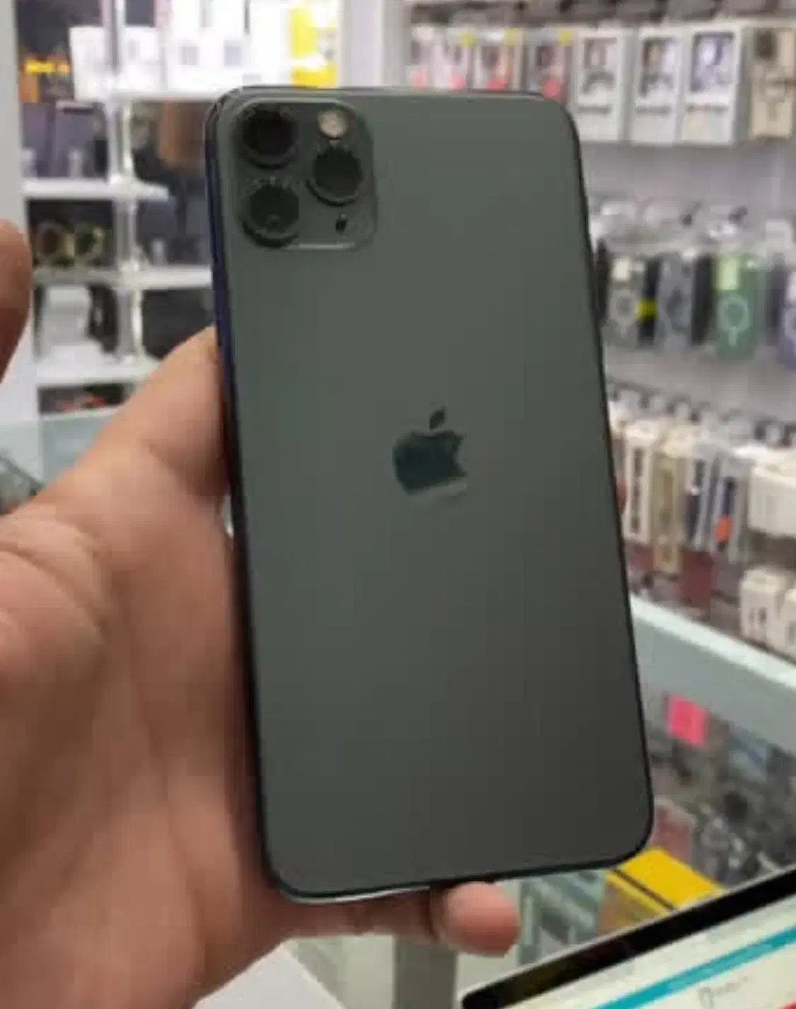 ایفون ۱۱ پرو 256|موبایل|سبزوار, ابارش|دیوار