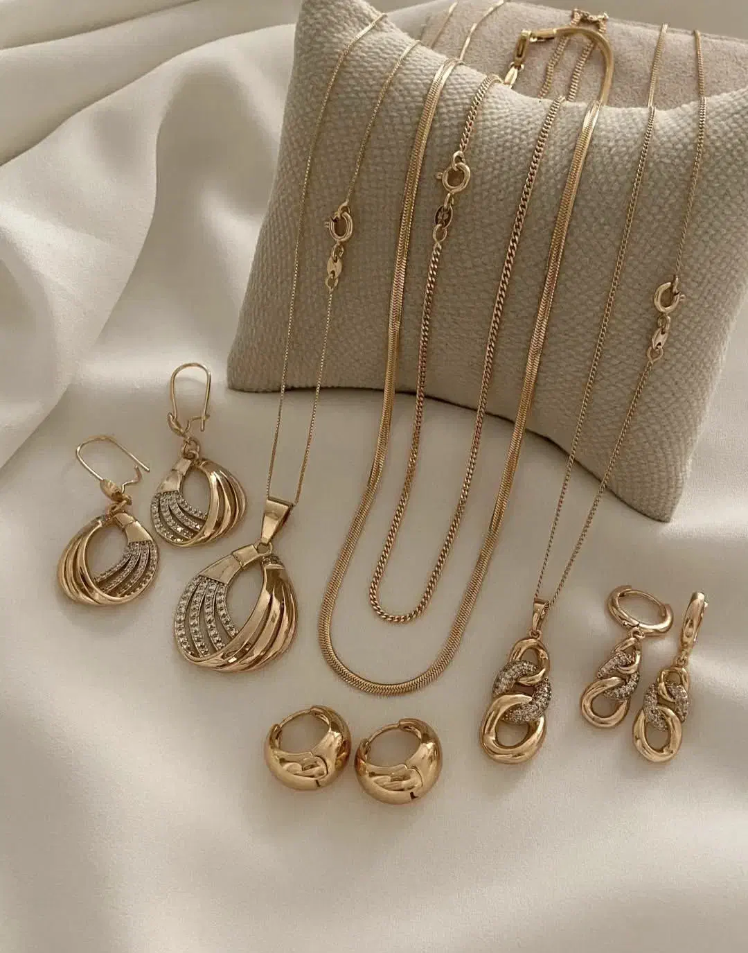 انواع بدلیجات ( گارنت)|بدلیجات|زنجان, |دیوار