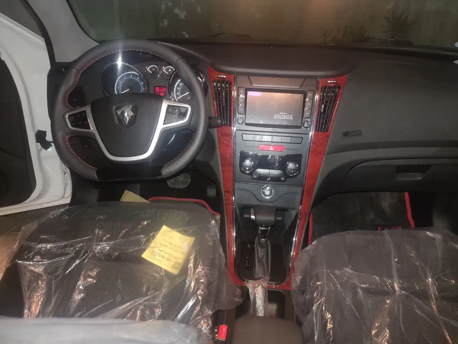 دنا پلاس اتومات سفید توربو شارژ سفارش مدیران خشک|خودرو سواری و وانت|گوآور, |دیوار