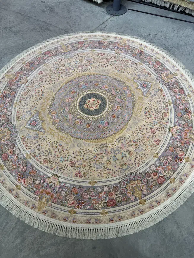 فرش آترین ۷۰۰شانه ۱۲ متری مبلمان کهکشان ۸نفره|فرش|شیراز, زیباشهر|دیوار