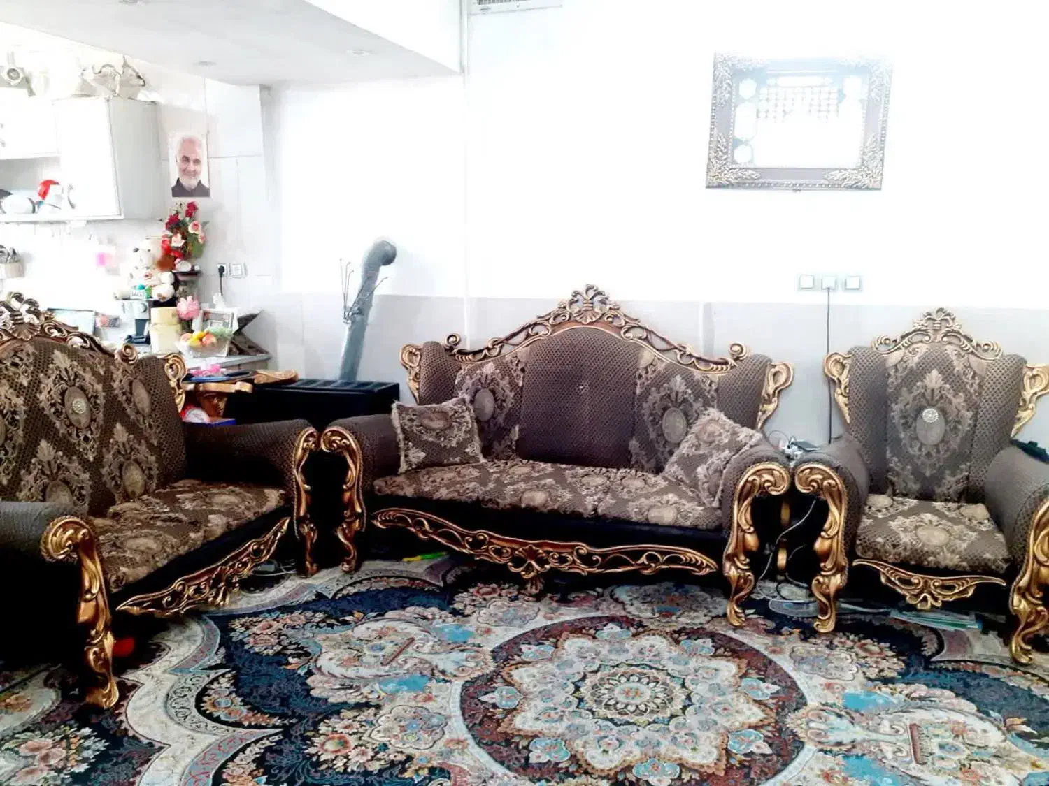 مبل هفت نفره|مبلمان خانگی و میز عسلی|اصفهان, قهجاورستان|دیوار