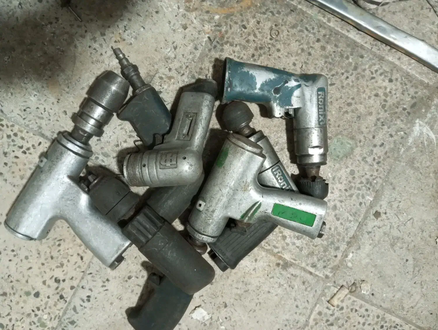 8عدد بوکس بادی و تعدادی دلر بادی نیاز به تعمیر|ماشینآلات صنعتی|تهران, افسریه جنوبی|دیوار