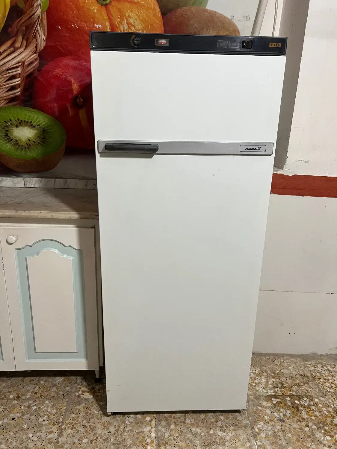 فریزه ۵ کشو آریستون ساخت ایتالیا ۱۲ فوت درحد نو|یخچال و فریزر|صباشهر, |دیوار