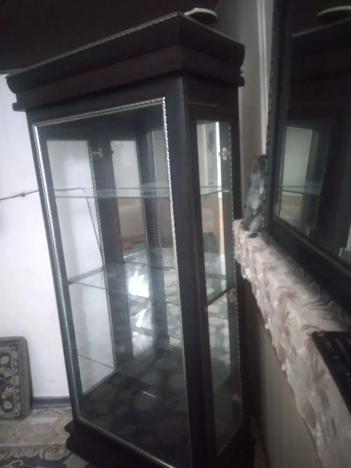 اینه و پارتیشن|آینه|قم, شاه ابراهیم|دیوار