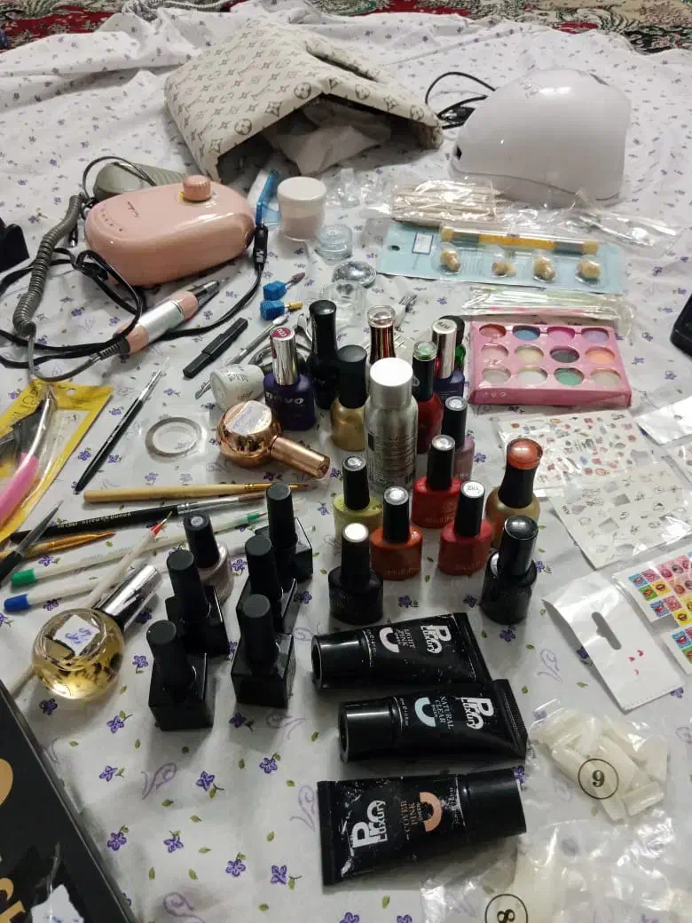 پک کامل ناخون کاری|آرایشگاه و سالن‌های زیبایی|لنگرود, |دیوار