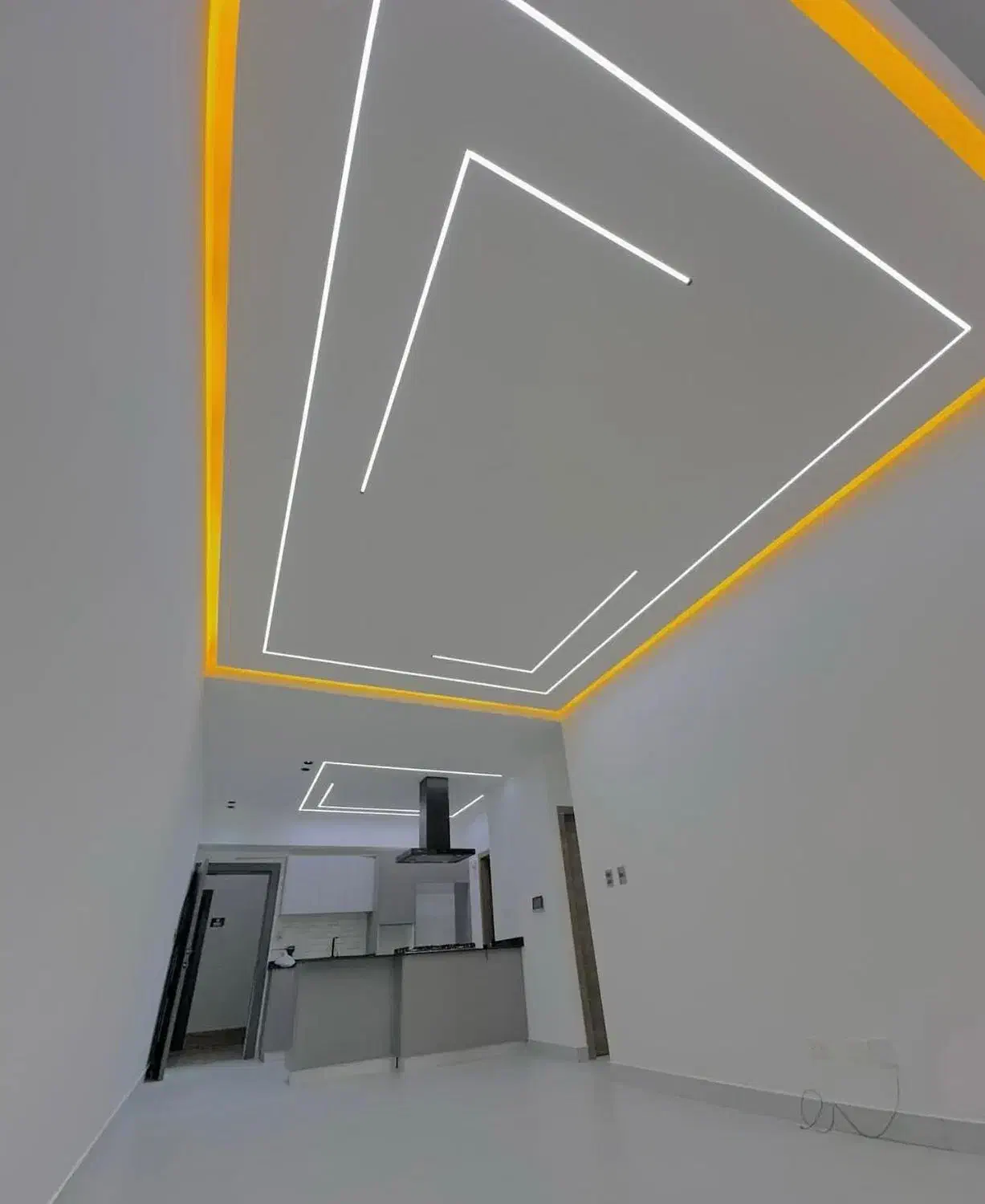 نیازمند شاگرد ماهر کناف|استخدام معماری، عمران و ساختمانی|ارومیه, |دیوار