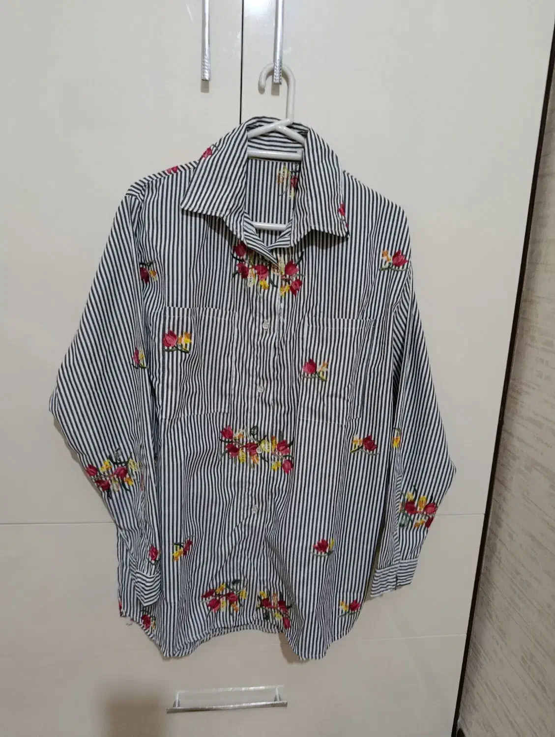 لباس شومیز|لباس|پردیس, فاز ۱۱|دیوار