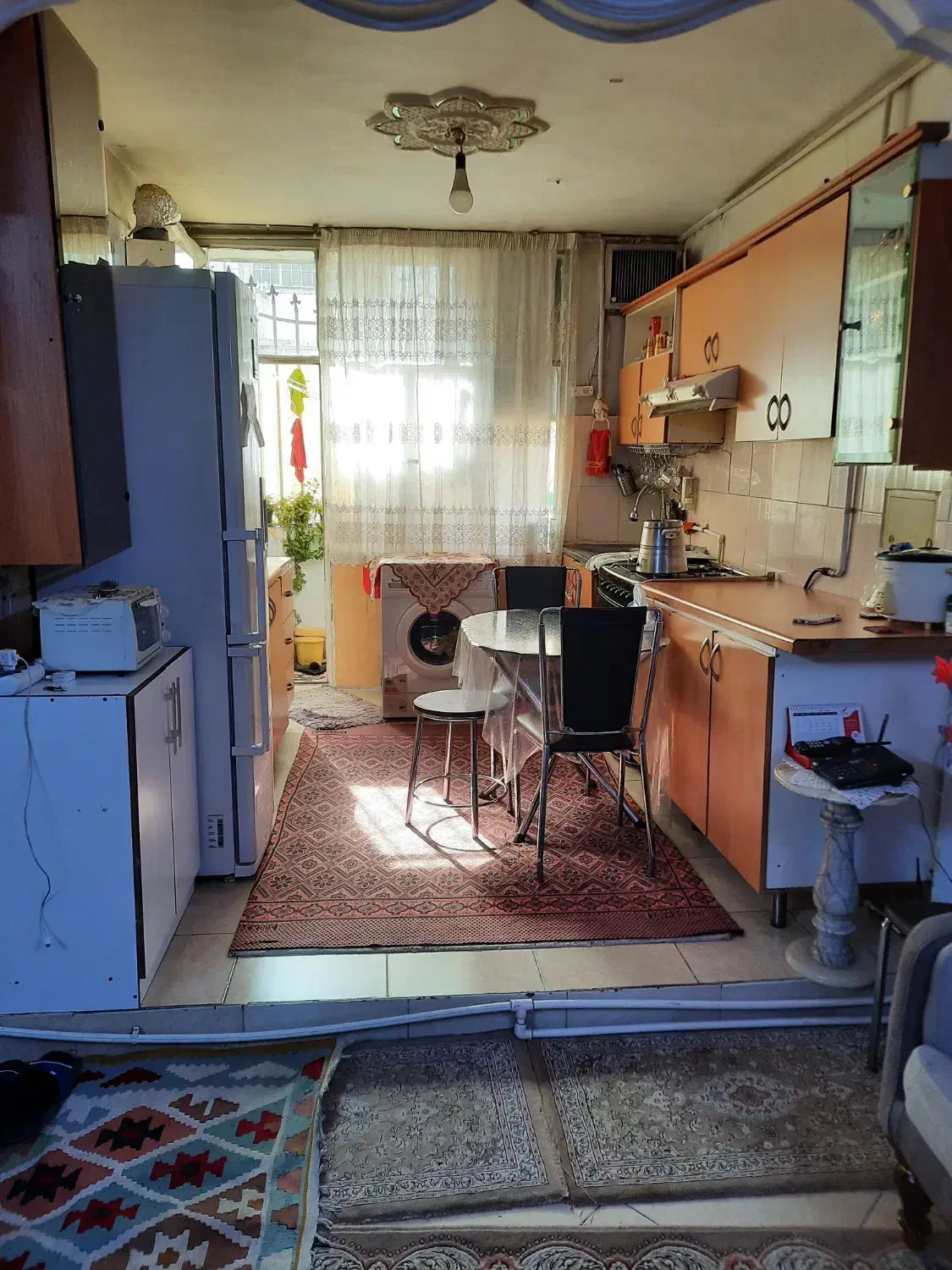 ۷۰ متری ۱ خواب پارکینگ/انباری / بالکن/