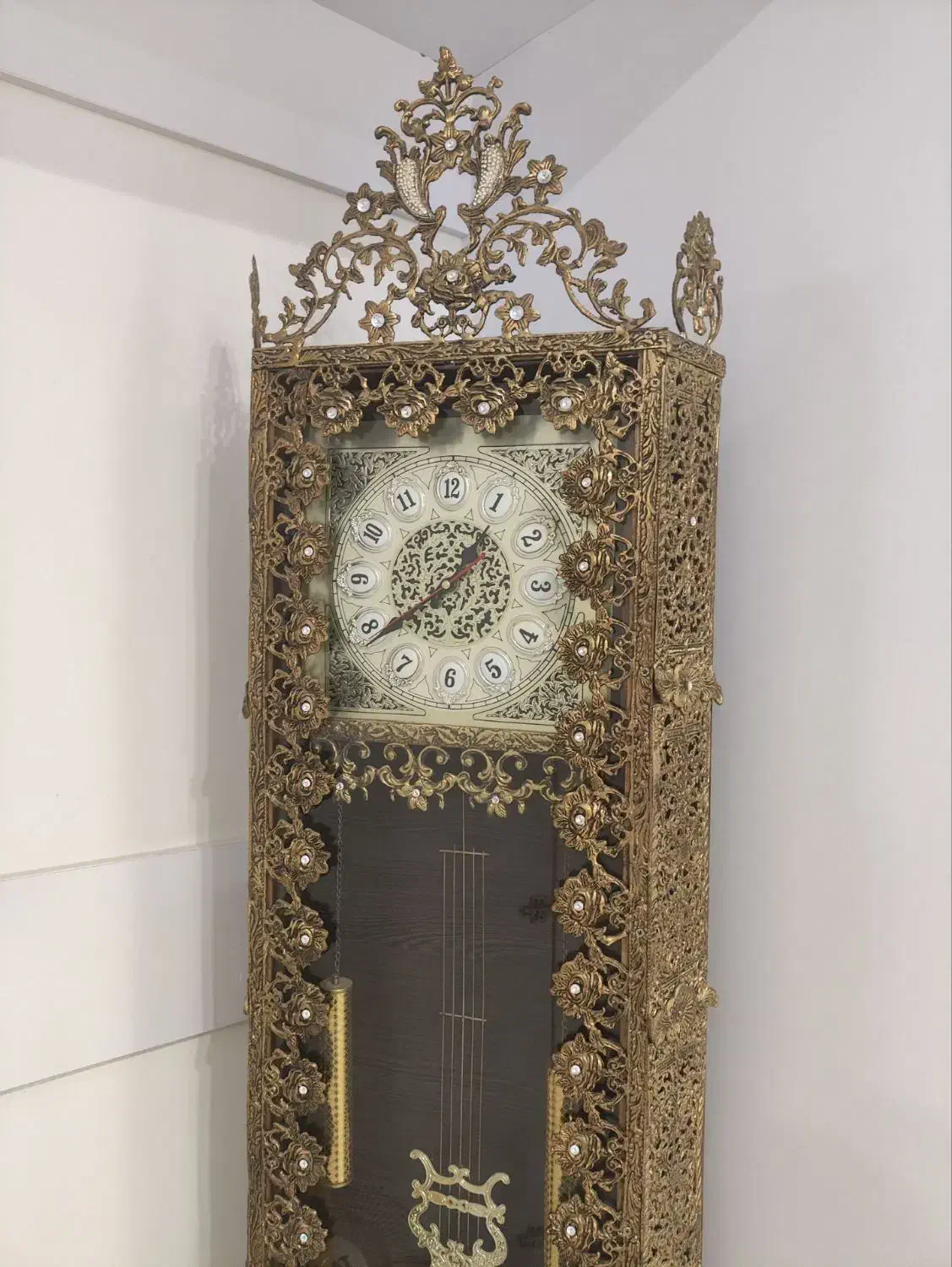 ساعت برنزی ایستاده|ساعت دیواری و تزئینی|پاکدشت, شهرک انقلاب|دیوار