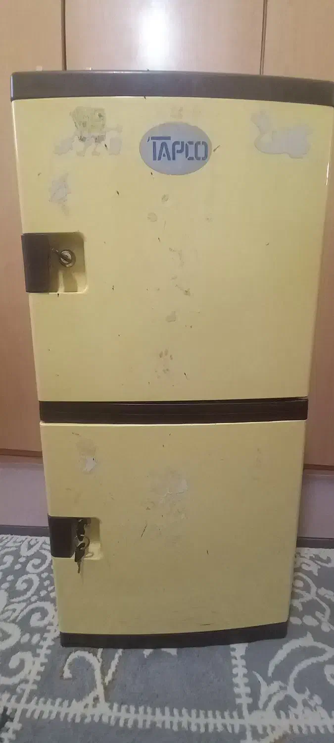 دو پاتختی ویک کمود پلاستیکی|تخت و سرویس خواب|اردبیل, |دیوار