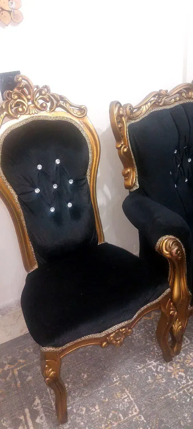 مبل ۷نفره|مبلمان خانگی و میز عسلی|رشت, باهنر|دیوار