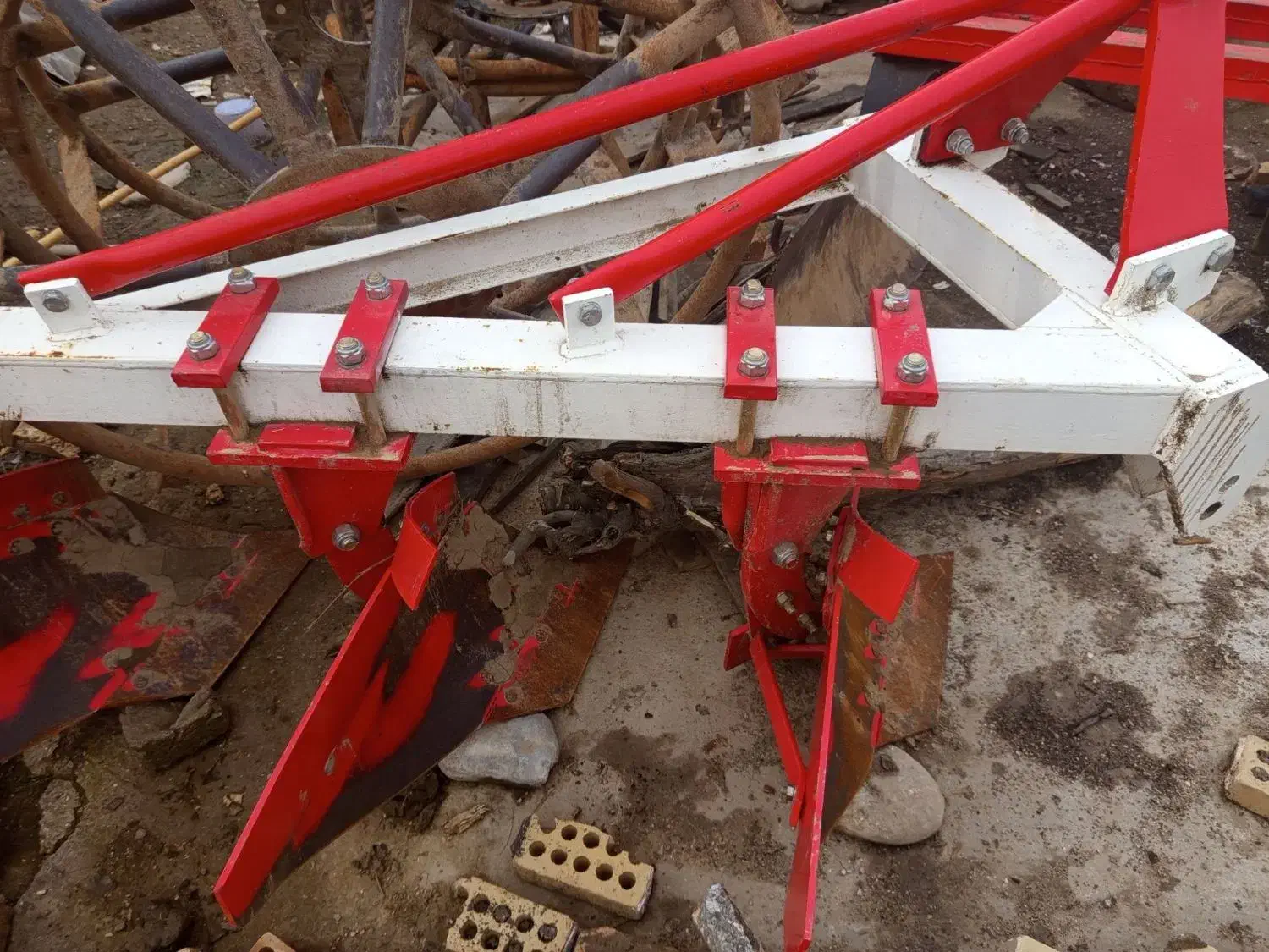 بیل ، چرخ ، گاو آهن|ابزارآلات|مینودشت, |دیوار