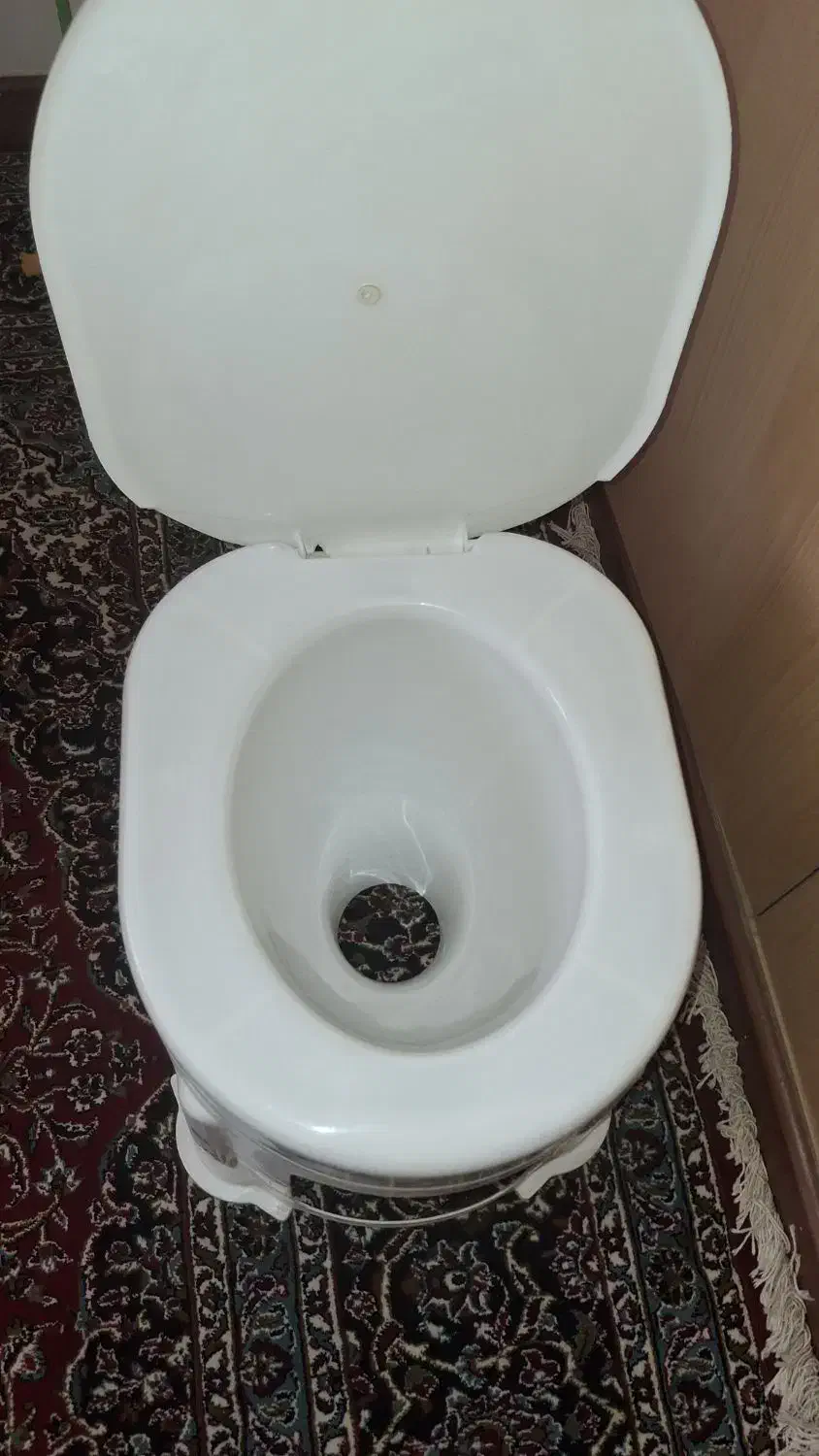 توالت فرنگی سیار محکم|لوازم سرویس بهداشتی|اصفهان, سروستان|دیوار