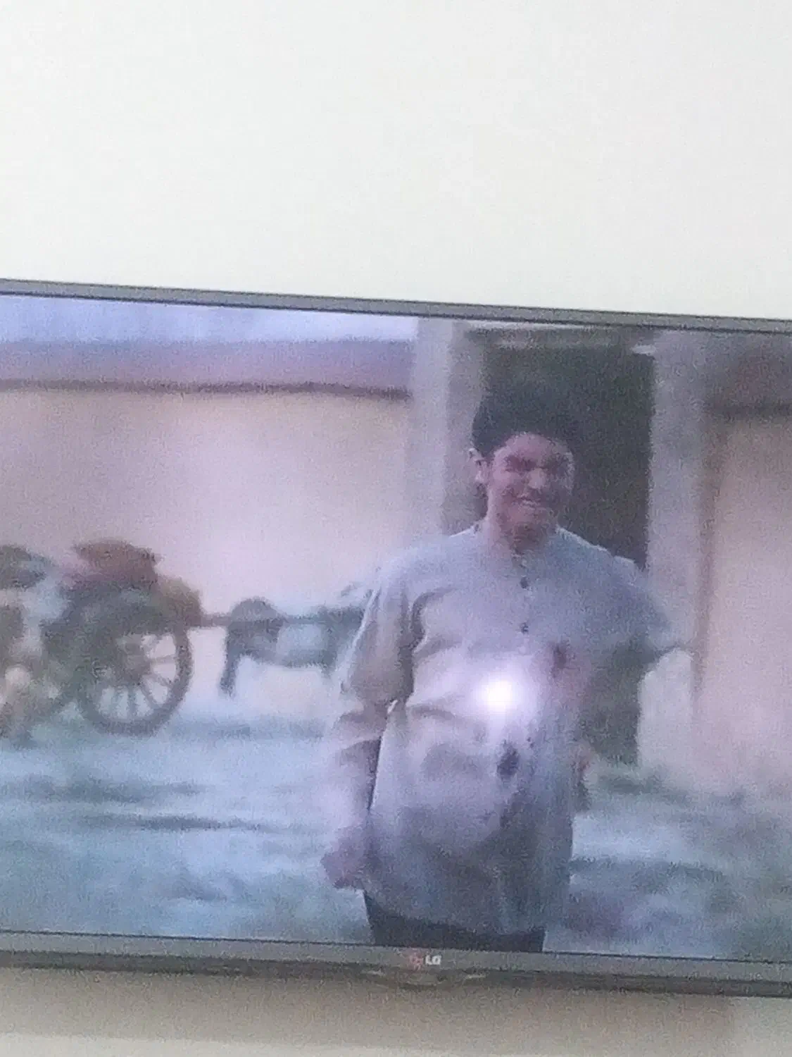 تلویزیون|تلویزیون و پروژکتور|بردسکن, |دیوار