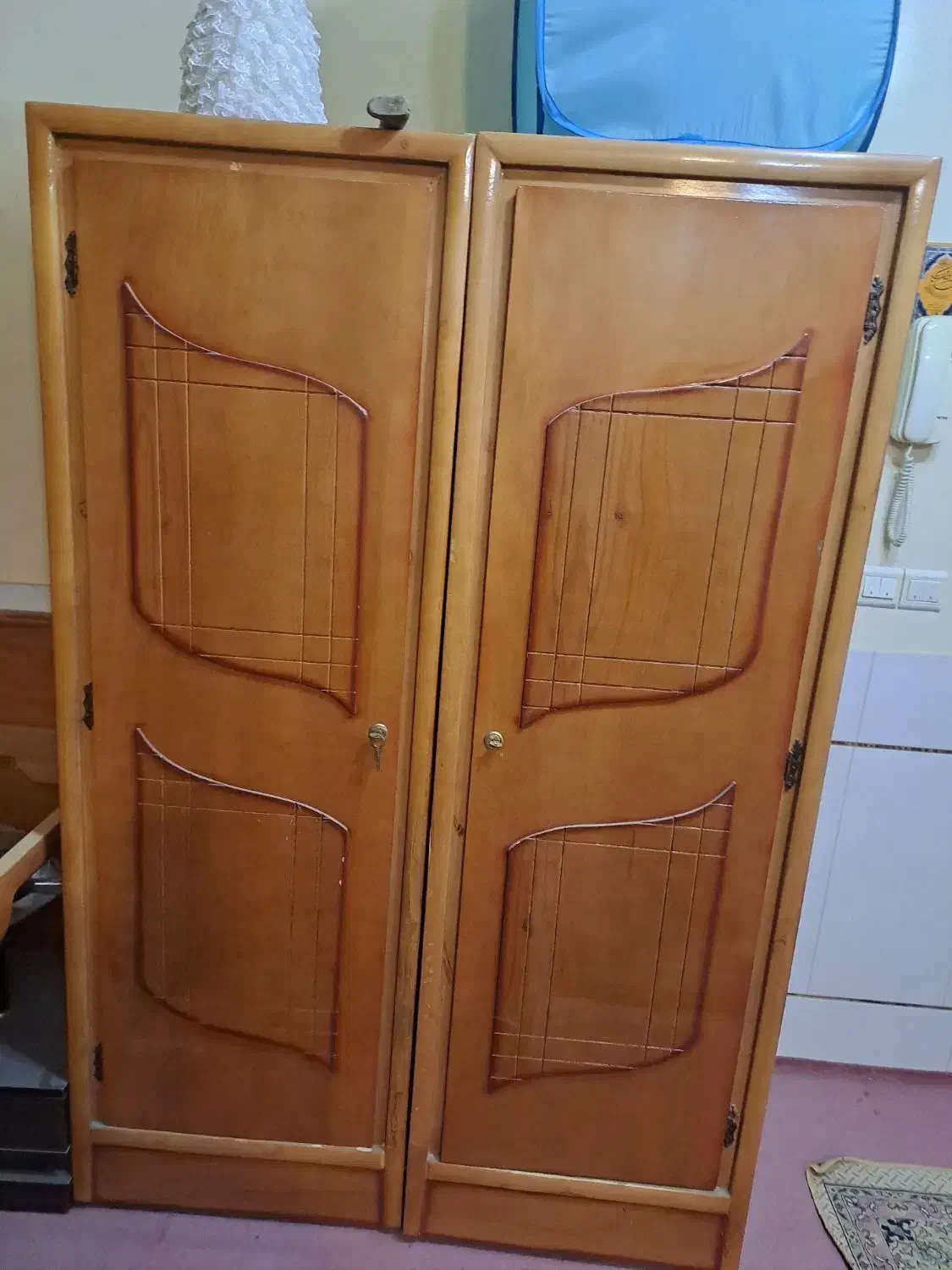 دوعدد کمد دیواری تمیز همراه یک کمد کودک|جاکفشی، کمد، دراور|مبارکه, |دیوار