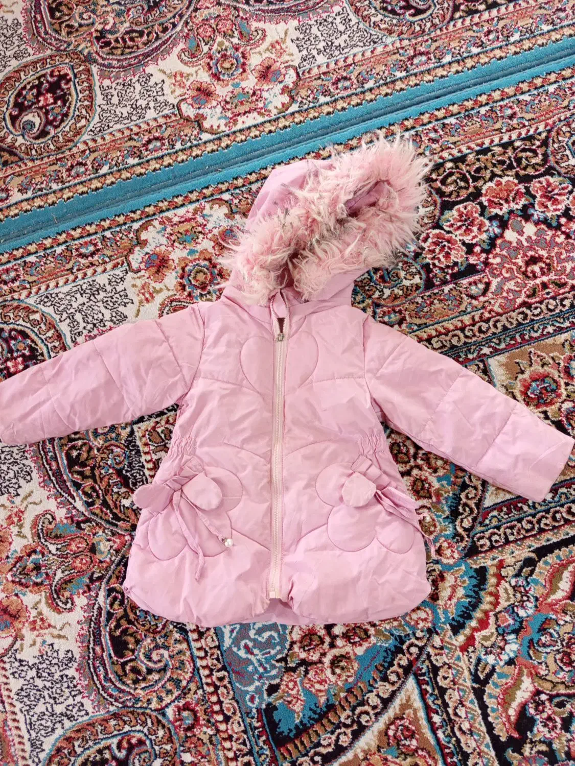 پالتوی دخترانه|کفش و لباس بچه|تربتحیدریه, اندیشه|دیوار