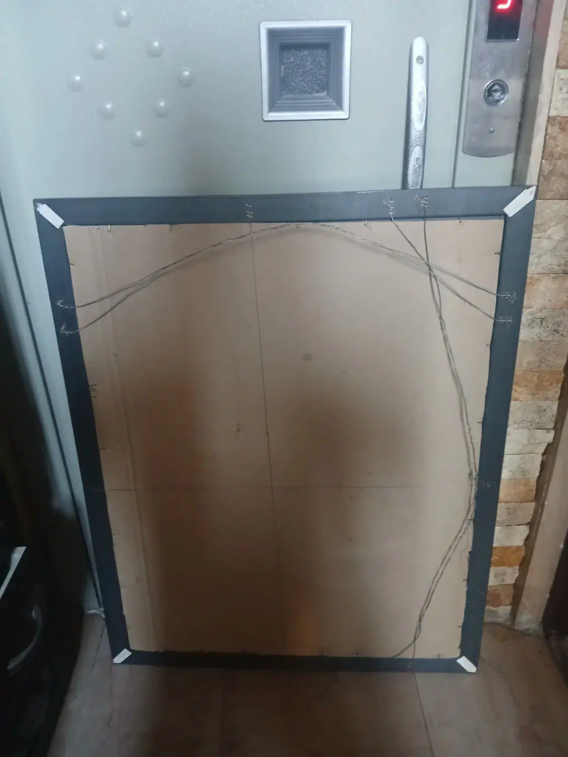 آینه با قاب|آینه|ری, حمزهآباد|دیوار