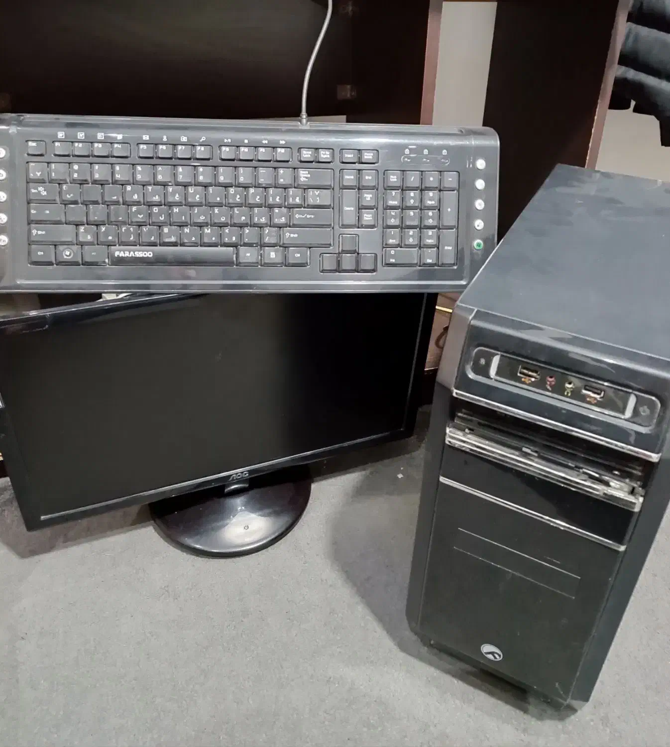 مانیتور|رایانه رومیزی|ابهر, |دیوار