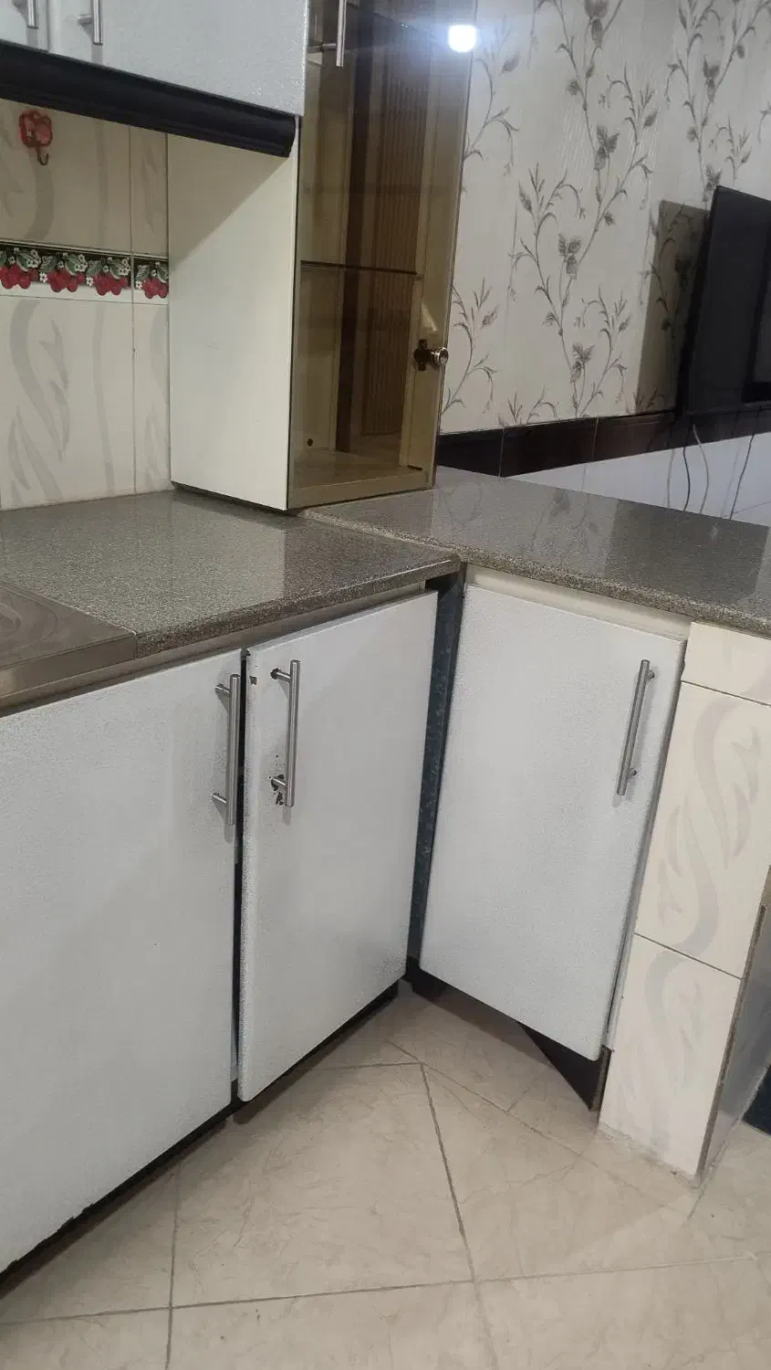 کابینت کارکرده استاتیک فلزی|آب‌چکان و نظم‌دهنده ظروف|نظرآباد, رسالت|دیوار