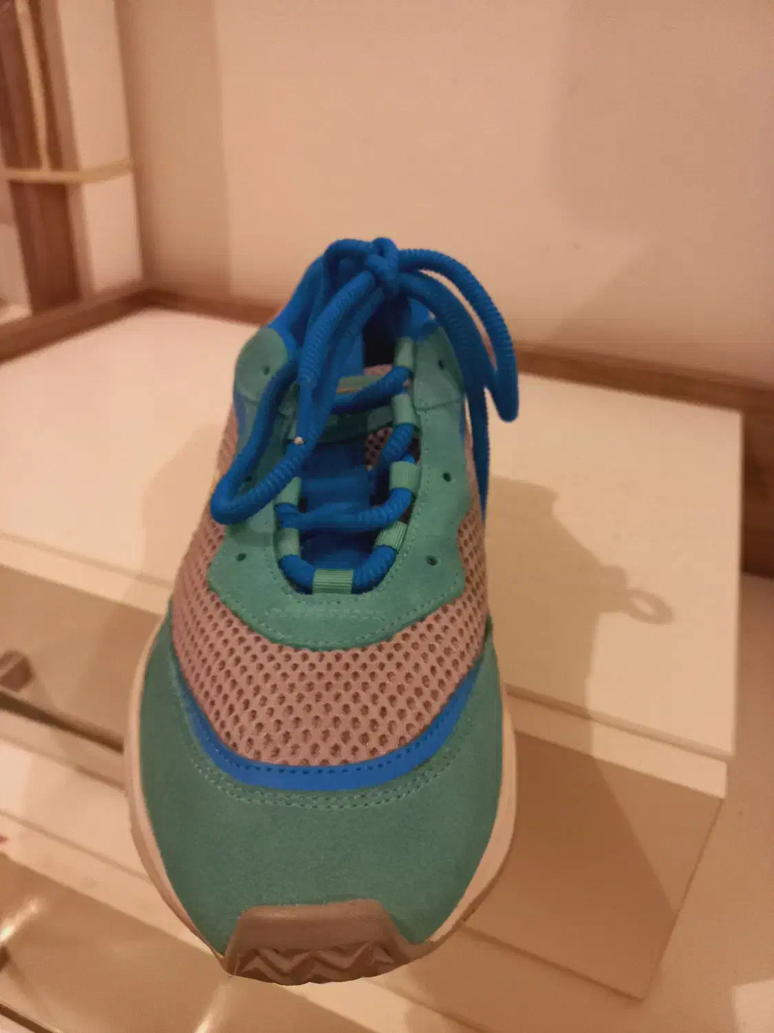 کفش اسپرت خارجی|کیف، کفش، کمربند|شهرکرد, |دیوار