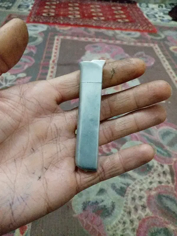 فندک ۴۵ساله|کلکسیون اشیاء عتیقه|ابریشم, |دیوار