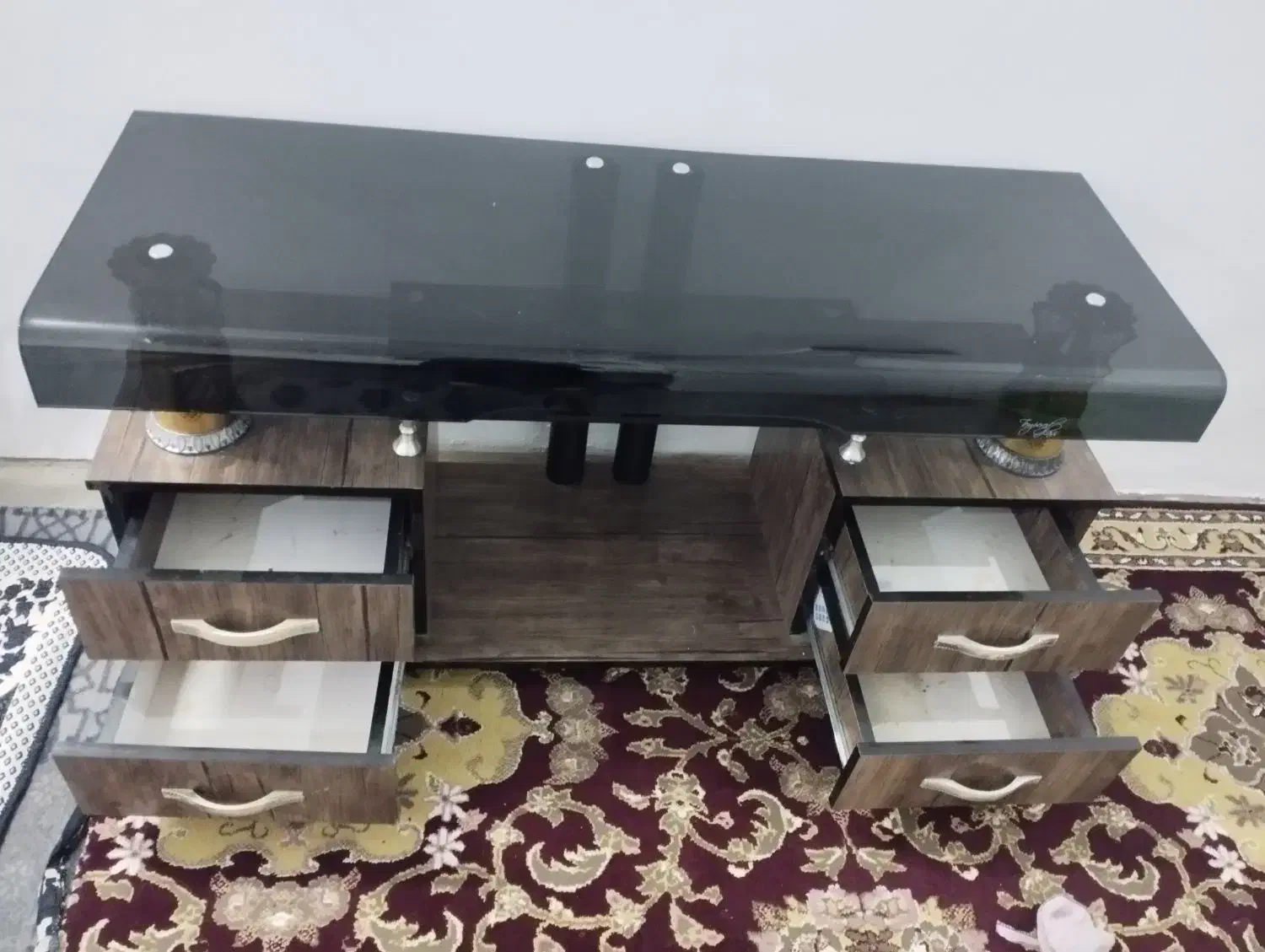 میز تلویزیون در حد نو|میز تلویزیون|چناران, |دیوار