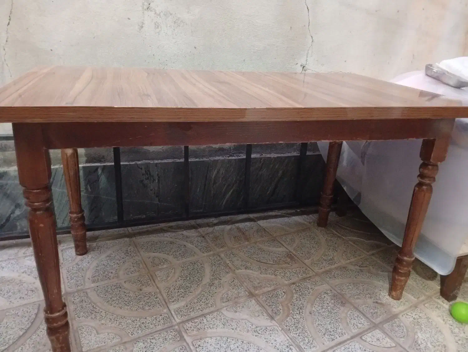 میز وکمد|میز و صندلی غذاخوری|خسروشاه, |دیوار