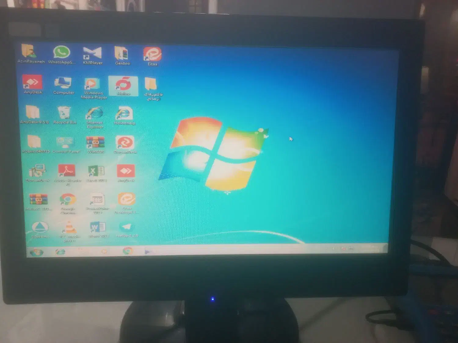 مانیتور ۱۵ ال سی دی|قطعات و لوازم جانبی رایانه|بهار, |دیوار