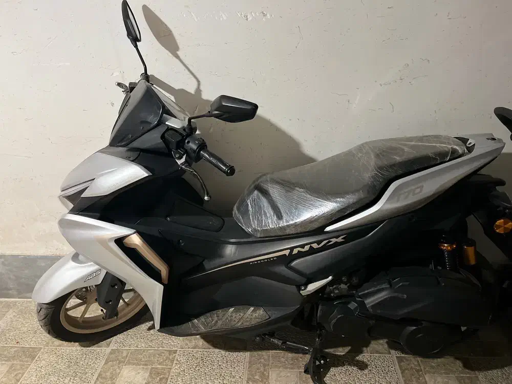 ایروکس۱۷۰ مدل ۱۴۰۴ در حد صفر|موتورسیکلت|گرمسار, |دیوار