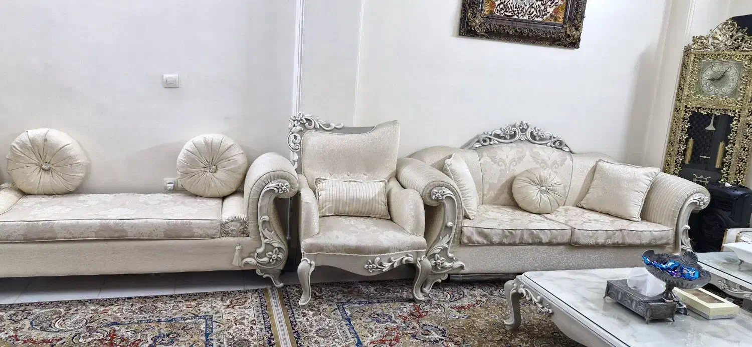 مبل و میز غذا خوری|مبلمان خانگی و میز عسلی|تهران, سنگلج (شاپور)|دیوار