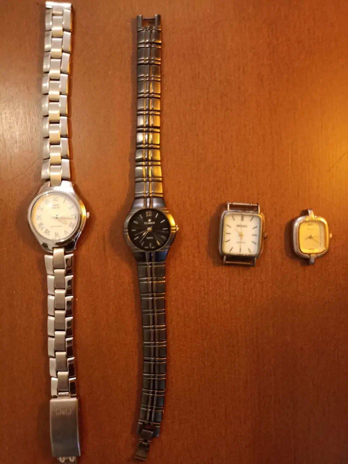 فروش فوری چند ساعت اصل ژاپنی (سیکو، Q&Q، کلاسیکو)|ساعت|شاهینشهر, شهرک پردیس|دیوار