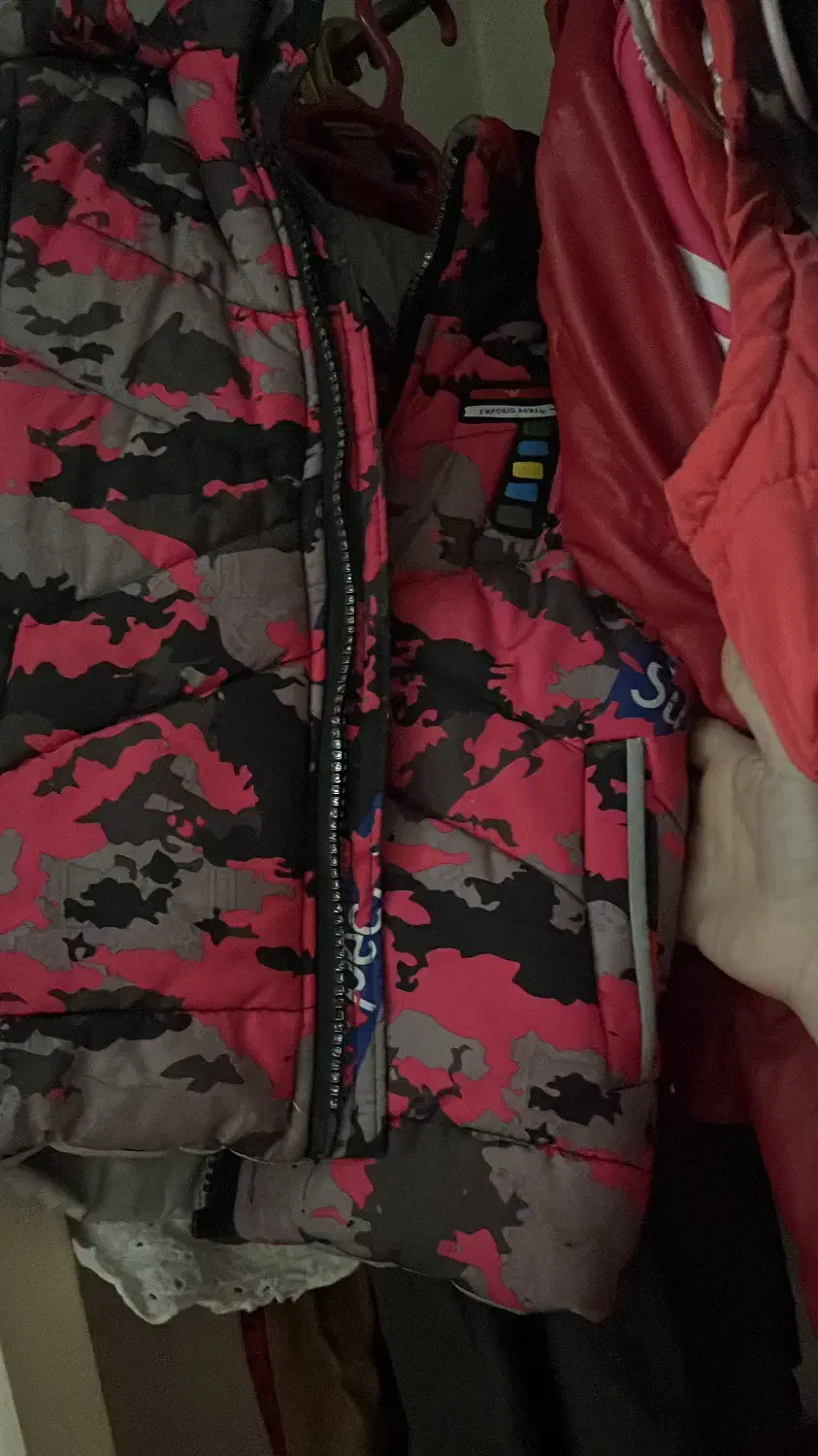 شلوار اسکی وارداتی و پافر وارداتی و برند|کفش و لباس بچه|ری, جوانمرد قصاب|دیوار