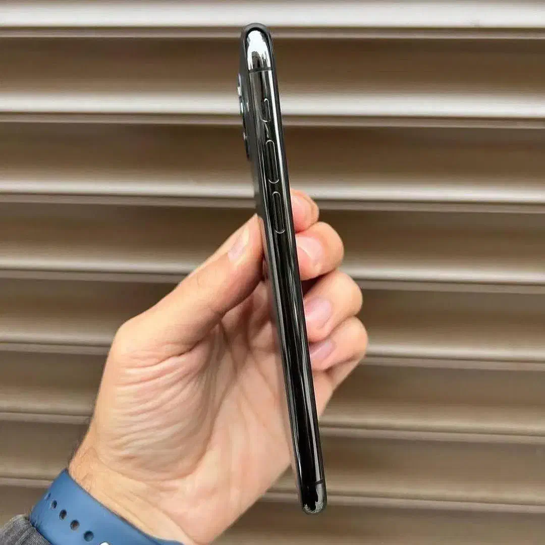 آیفون ۱۱ پرومکس ۲۵۶ گیگ|موبایل|رشت, چله خانه|دیوار