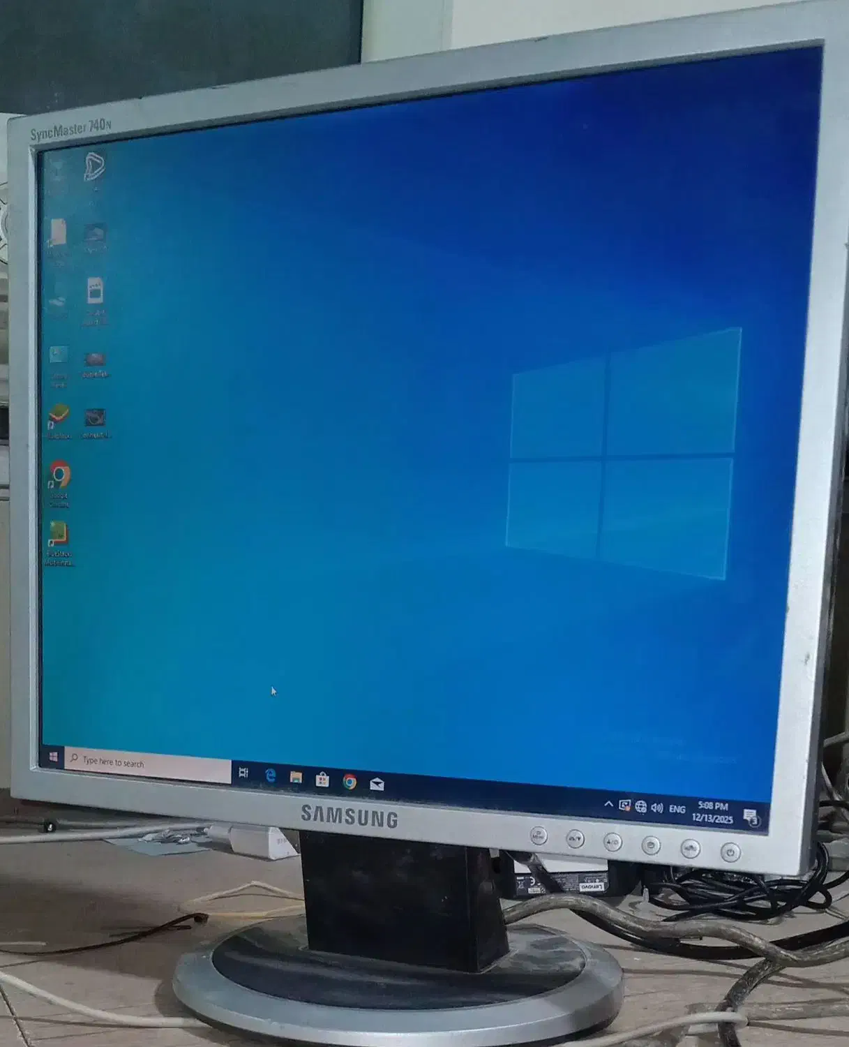 مانیتور lcd ۱۷ سامسونگ|قطعات و لوازم جانبی رایانه|مشهد, هفت تیر (نه دره)|دیوار